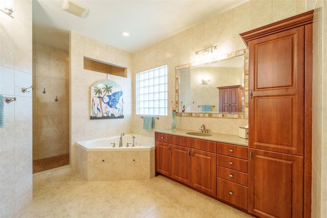 1930 Bayshore Drive, Englewood, FL 34223 Photo