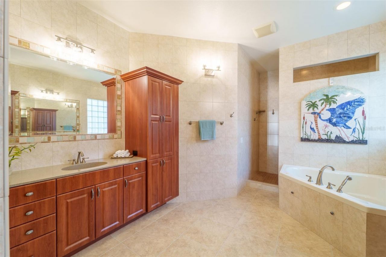 1930 Bayshore Drive, Englewood, FL 34223 Photo