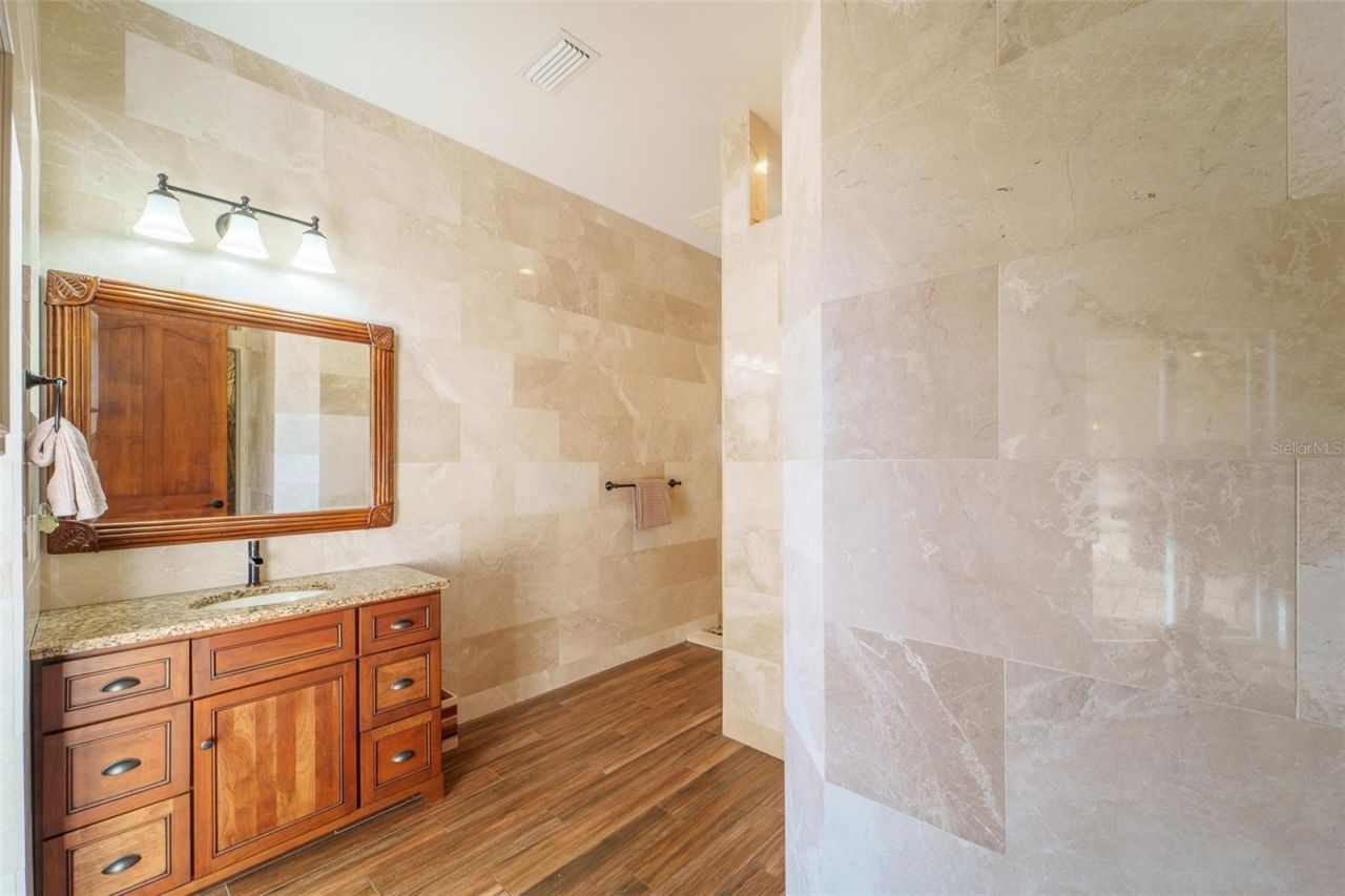 1930 Bayshore Drive, Englewood, FL 34223 Photo