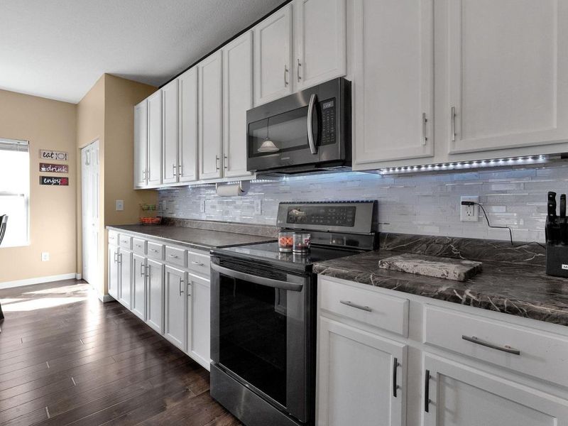 2940 Sussex Place Drive, Grove City, OH 43123 Photo 3