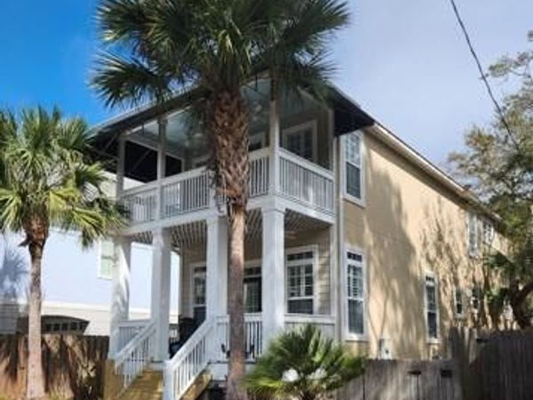 4332 Fourteenth Street, St Simons Island, GA 31522