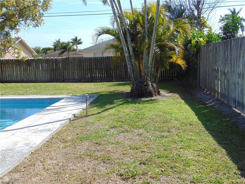 82 Johnnycake Dr, Naples, FL 34110 Photo