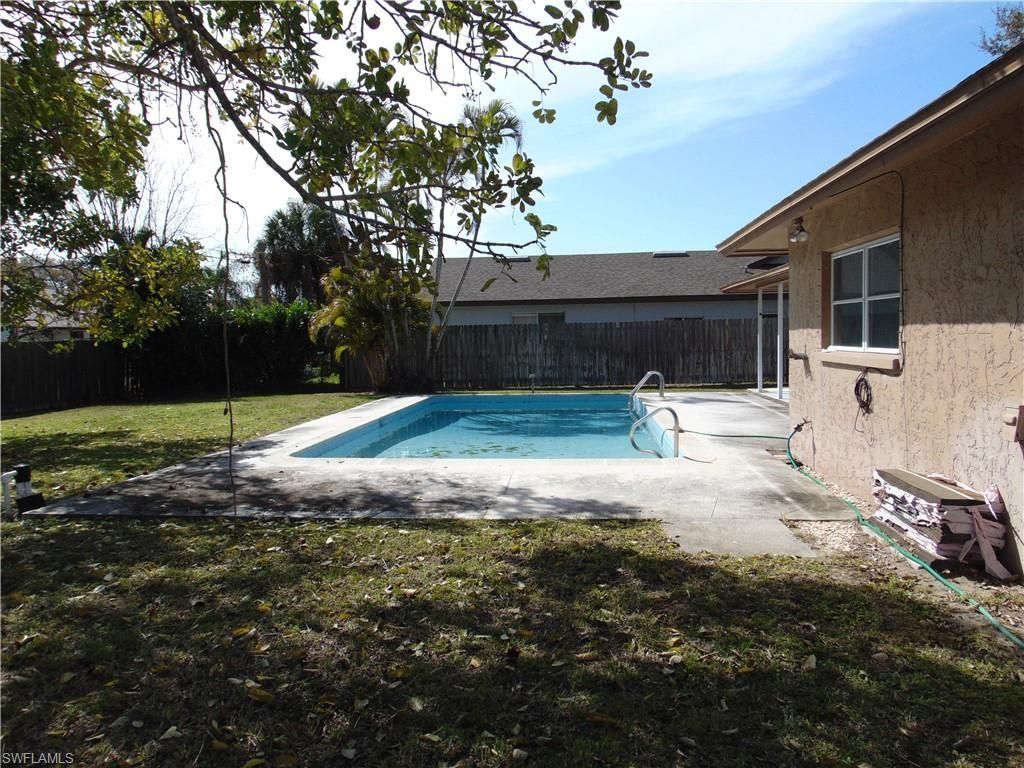 82 Johnnycake Dr, Naples, FL 34110 Photo