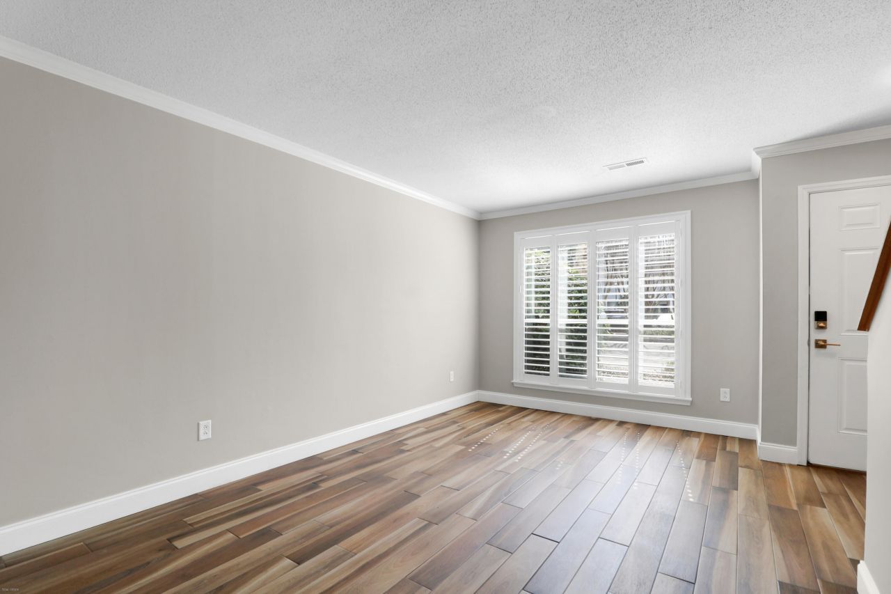 252 Howle Avenue Photo 6