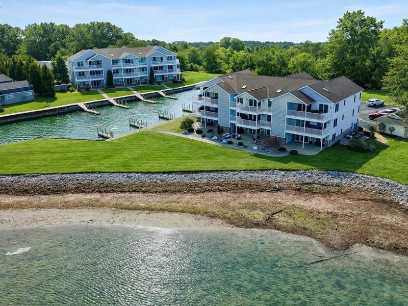 6005 E Harbor Rd, Unit 1B, Marblehead, OH 43440 Photo 1