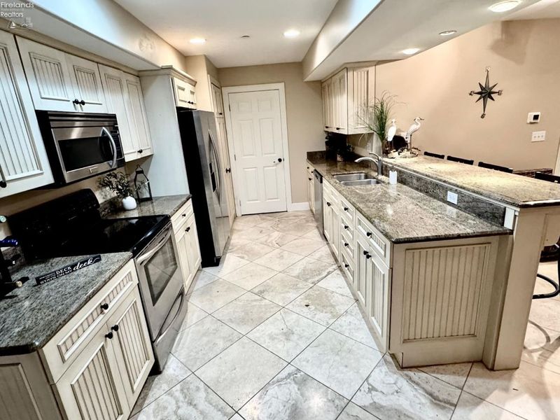 6005 E Harbor Rd, Unit 1B, Marblehead, OH 43440 Photo 16