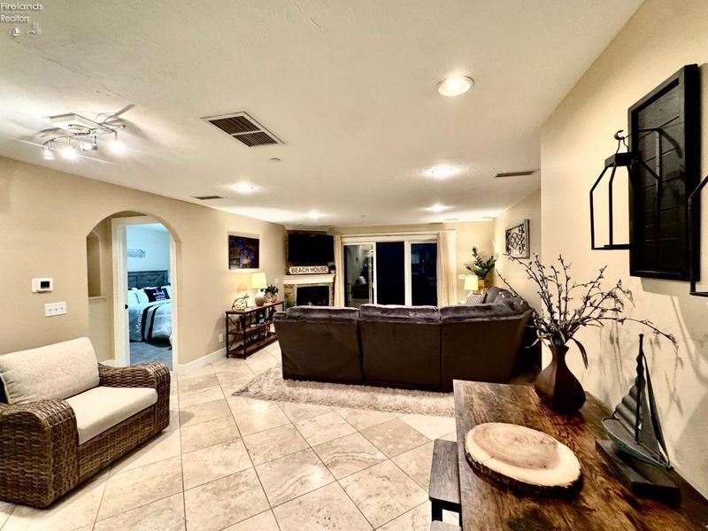 6005 E Harbor Rd, Unit 1B, Marblehead, OH 43440 Photo 2