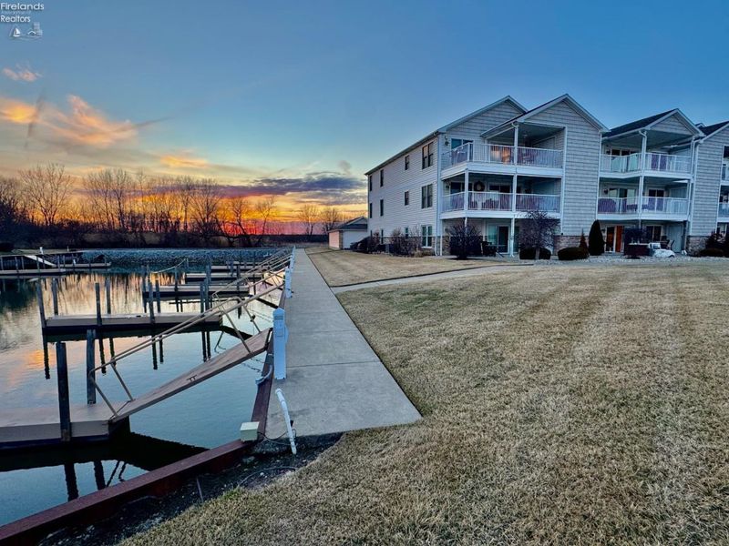 6005 E Harbor Rd, Unit 1B, Marblehead, OH 43440 Photo 3