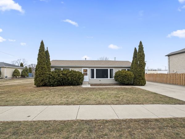 8026 W 84th Place , Justice, IL 60458