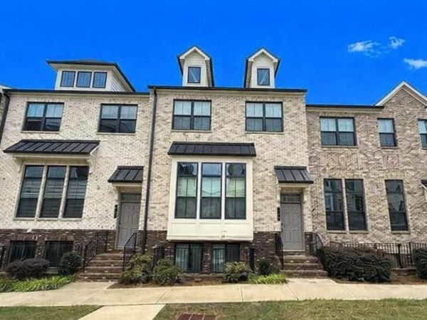 425 Fair View Circle, Roswell, GA 30076