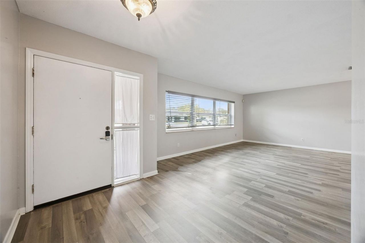 2504 Lauderdale Court, Orlando, FL 32805 Photo