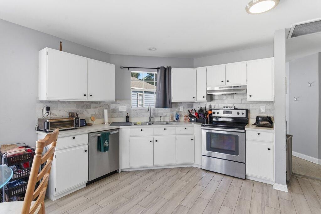 1412 Corn Flower Lane, West Palm Beach, FL 33415 Photo