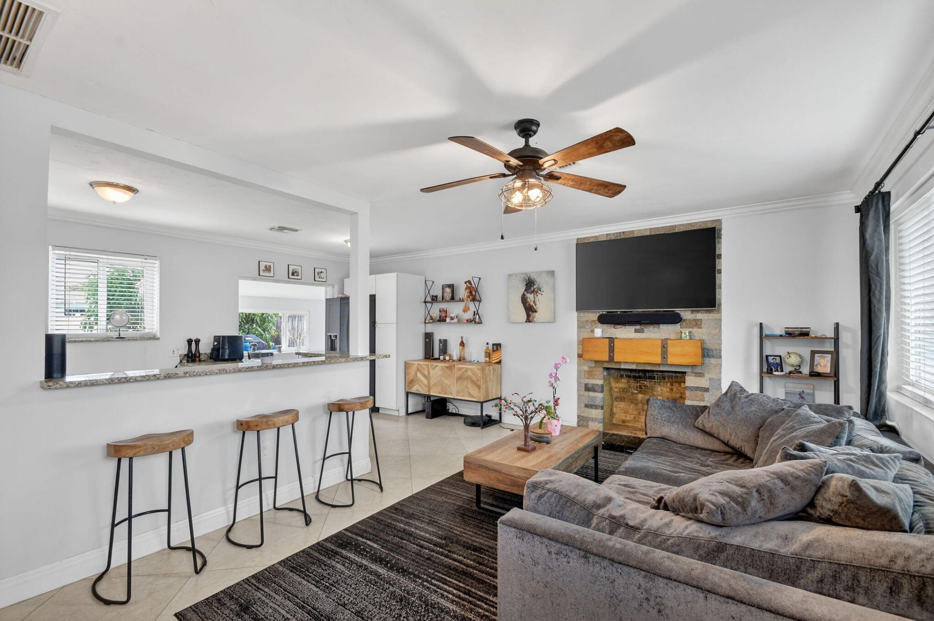 376 Leigh Road, West Palm Beach, FL 33405 Photo