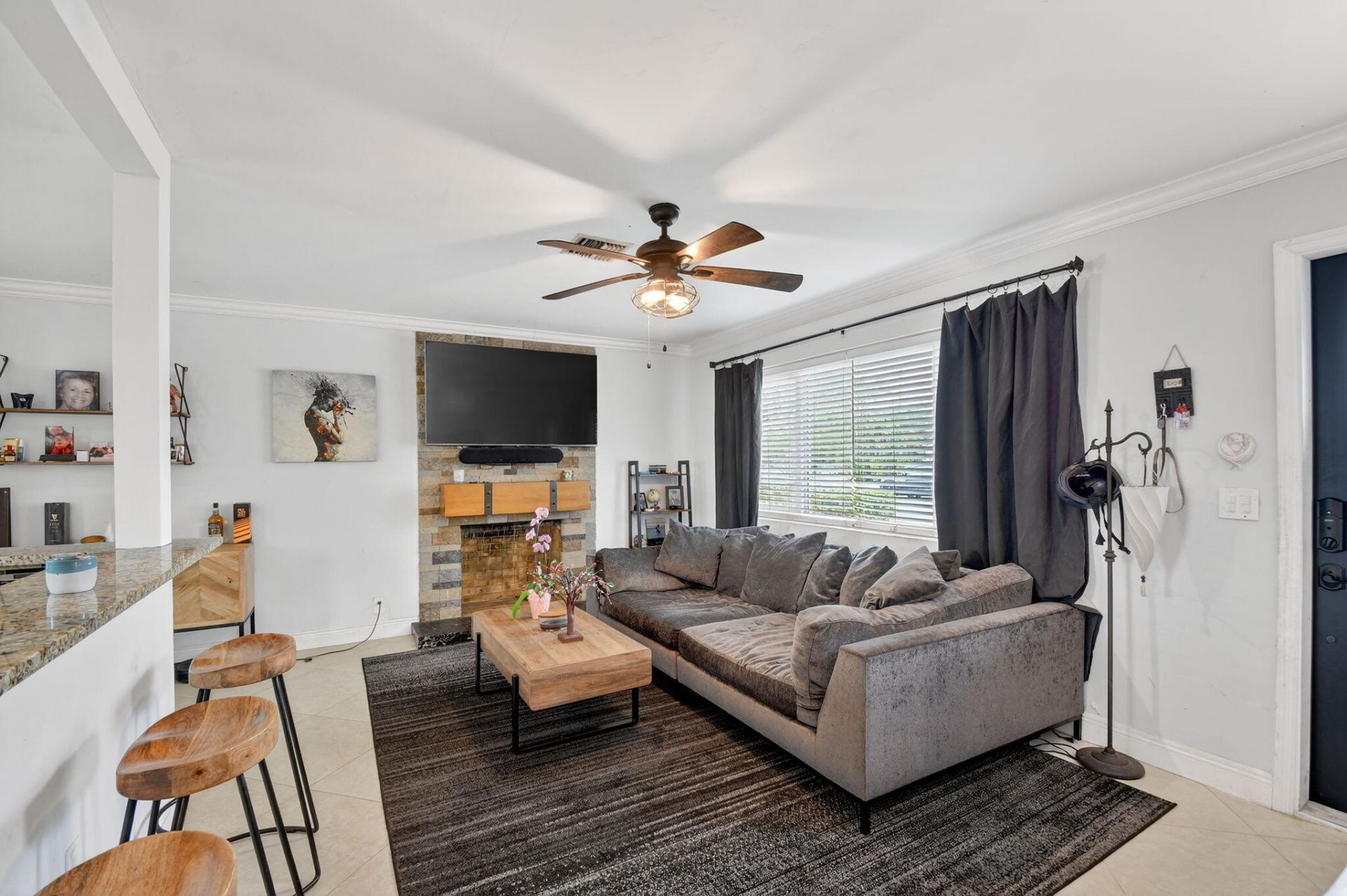 376 Leigh Road, West Palm Beach, FL 33405 Photo