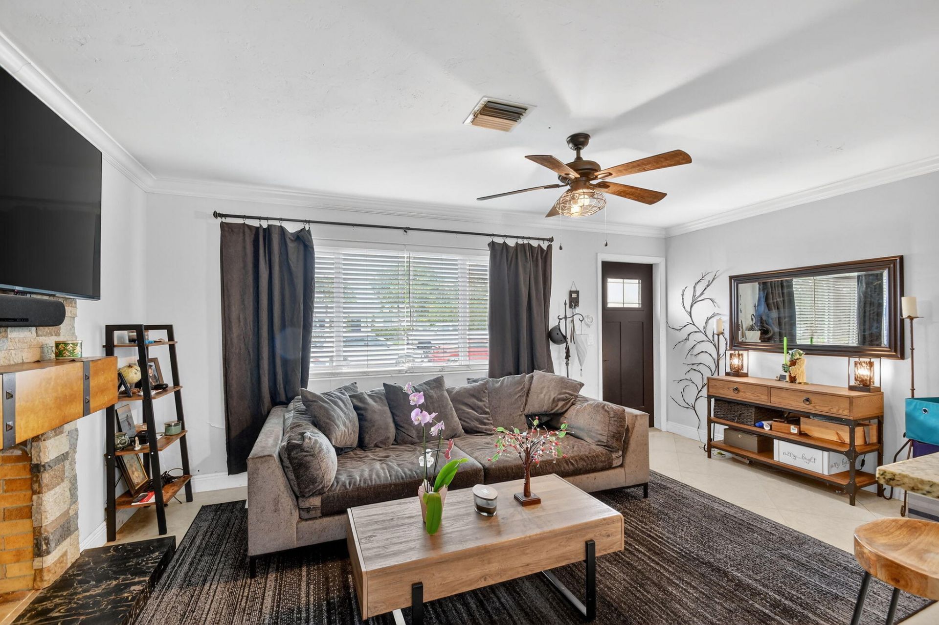 376 Leigh Road, West Palm Beach, FL 33405 Photo