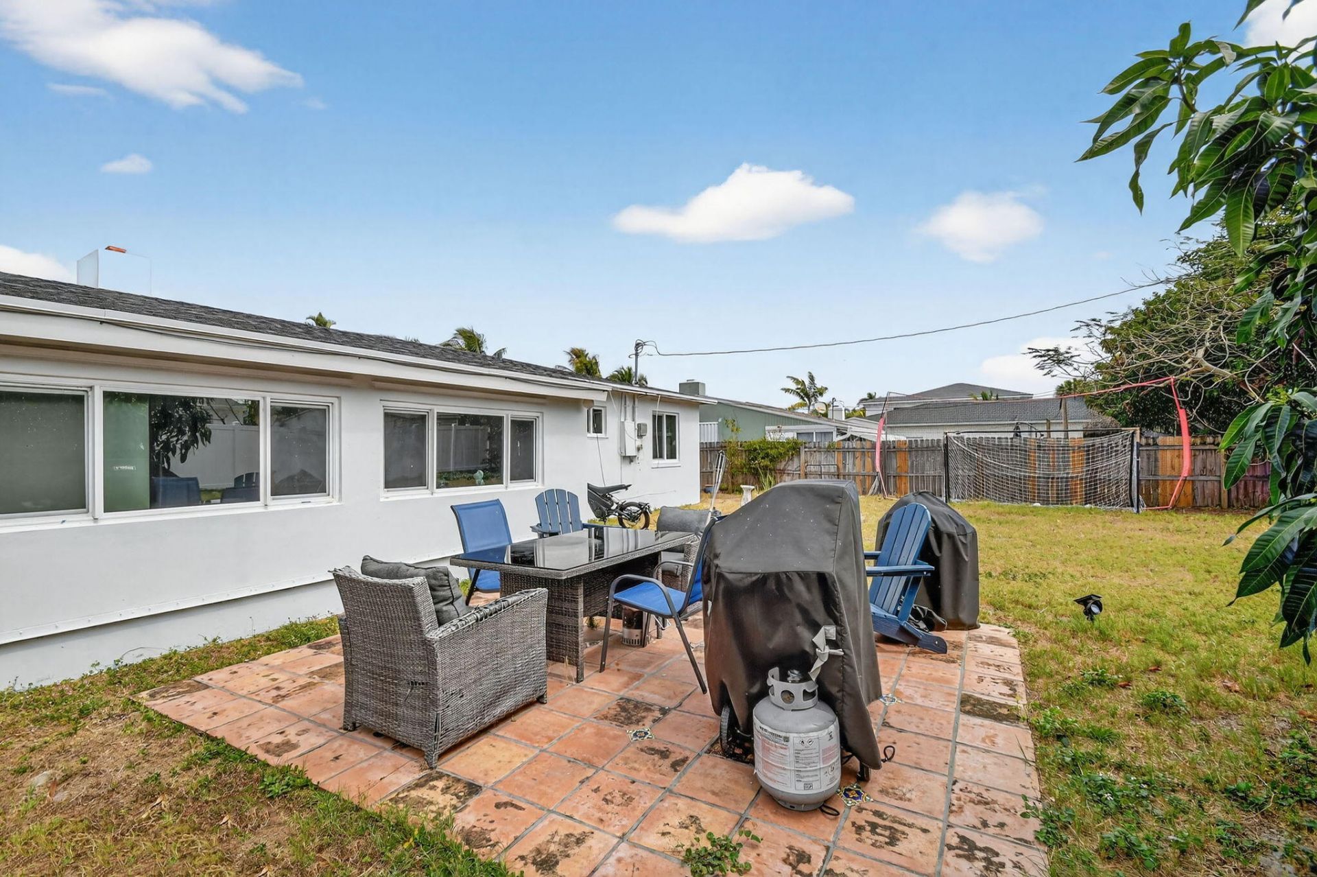 376 Leigh Road, West Palm Beach, FL 33405 Photo