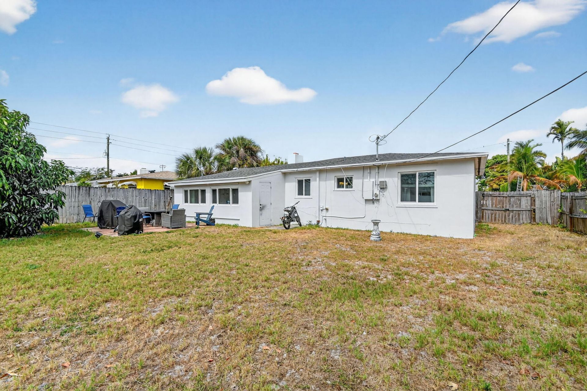 376 Leigh Road, West Palm Beach, FL 33405 Photo