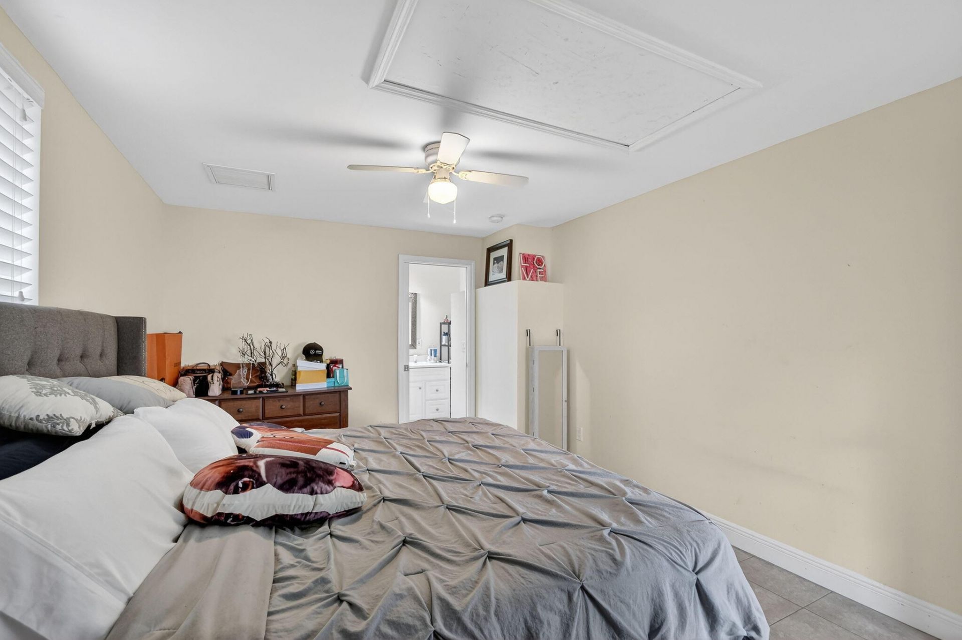 376 Leigh Road, West Palm Beach, FL 33405 Photo