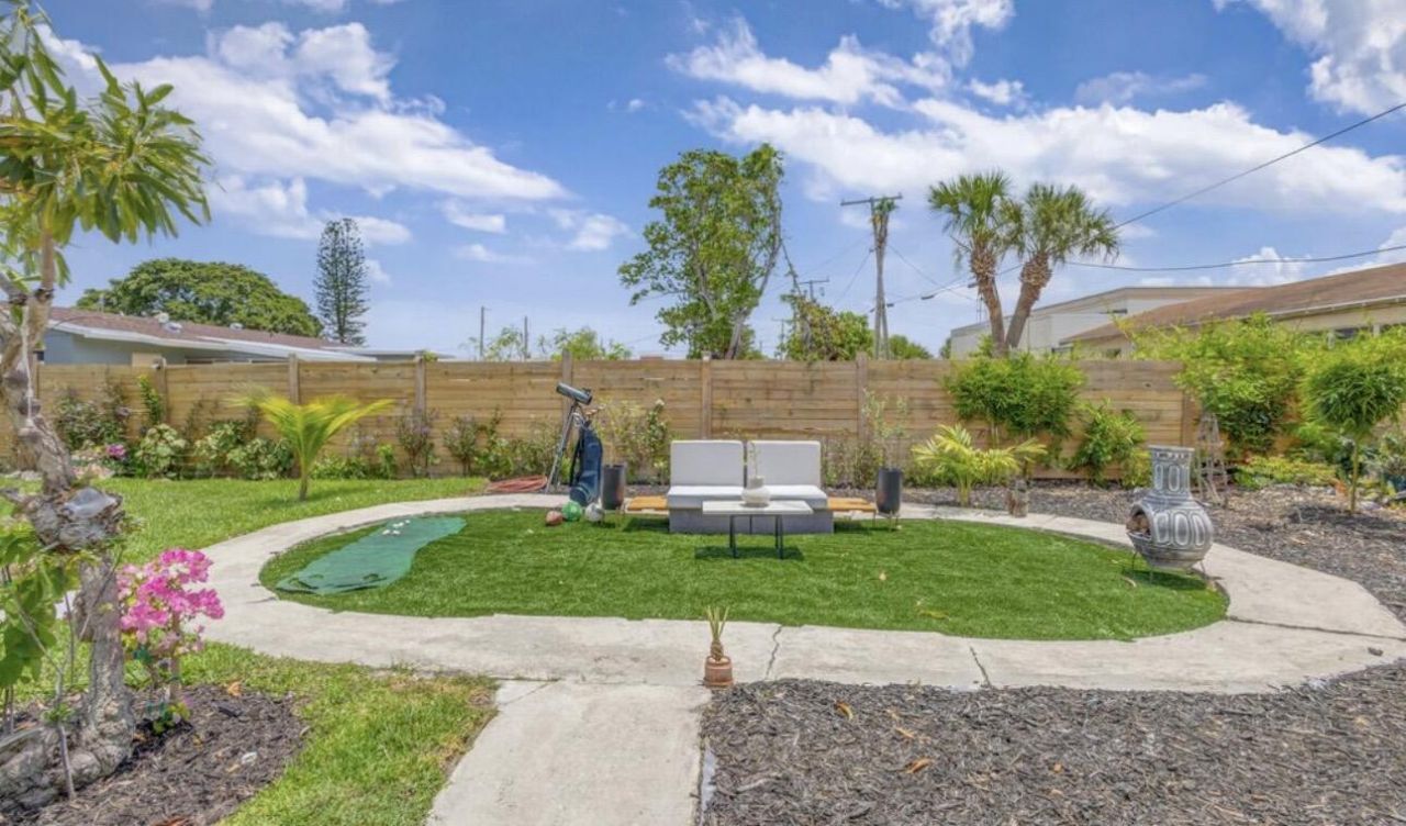 115 W 31st Court, Riviera Beach, FL 33404 Photo