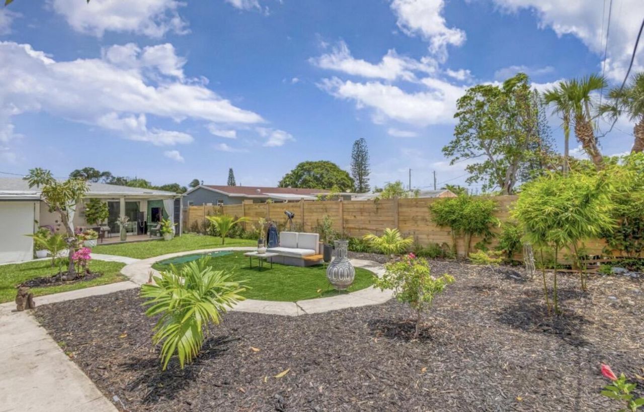 115 W 31st Court, Riviera Beach, FL 33404 Photo