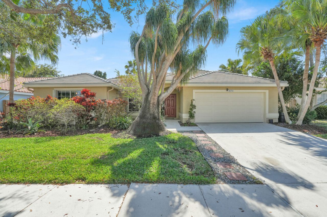 5696 Descartes Circle, Boynton Beach, FL 33472 Main Photo