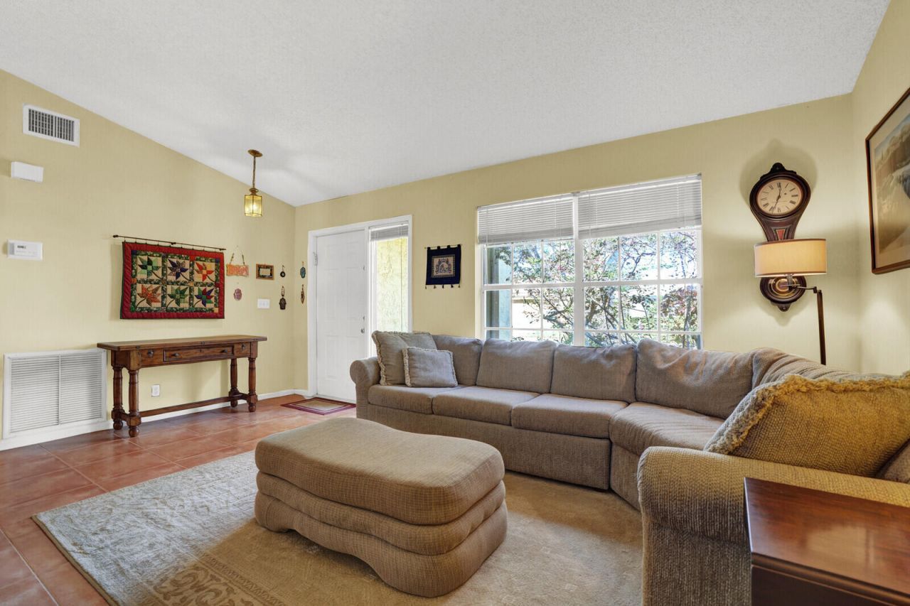 5696 Descartes Circle, Boynton Beach, FL 33472 Photo