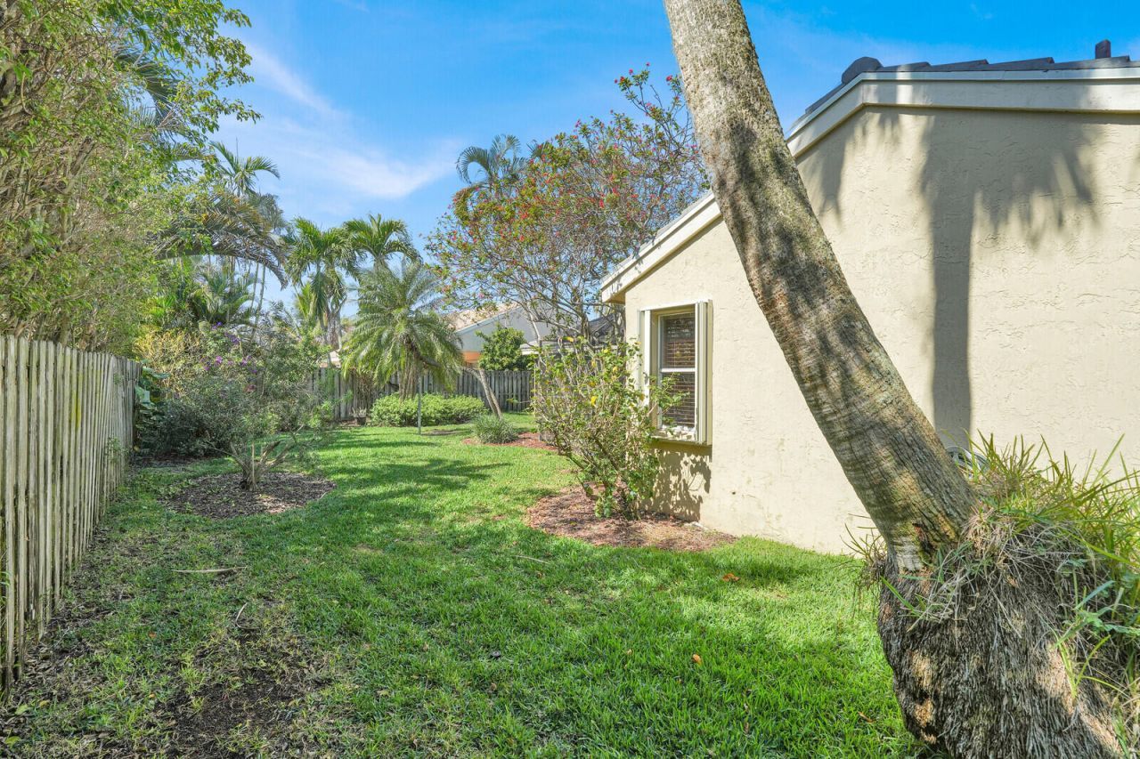 5696 Descartes Circle, Boynton Beach, FL 33472 Photo