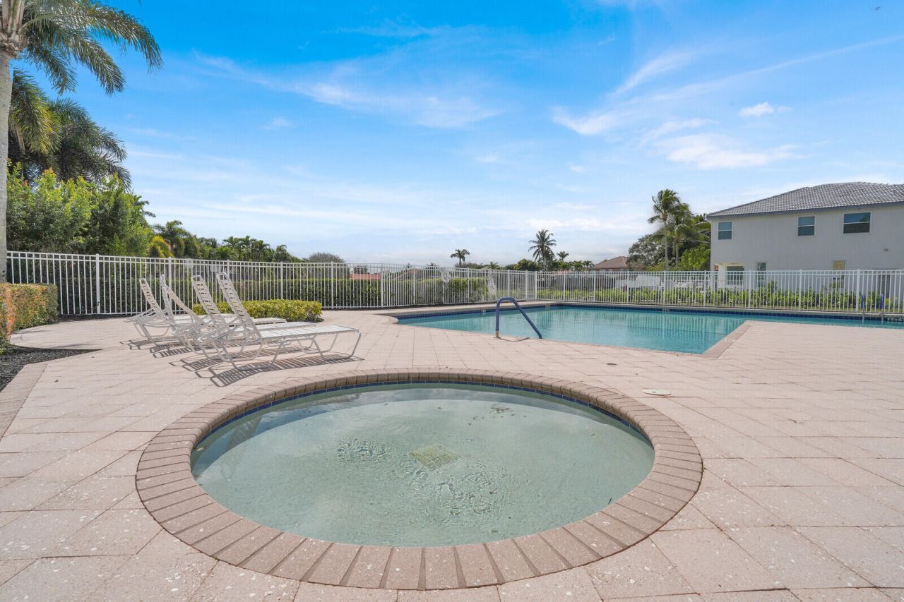 5696 Descartes Circle, Boynton Beach, FL 33472 Photo