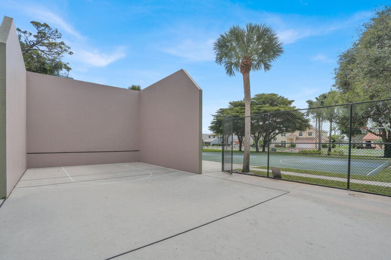 5696 Descartes Circle, Boynton Beach, FL 33472 Photo