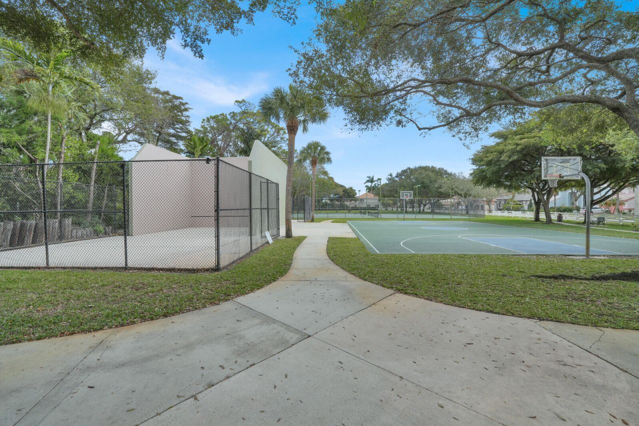 5696 Descartes Circle, Boynton Beach, FL 33472 Photo