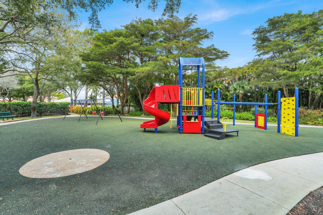 5696 Descartes Circle, Boynton Beach, FL 33472 Photo