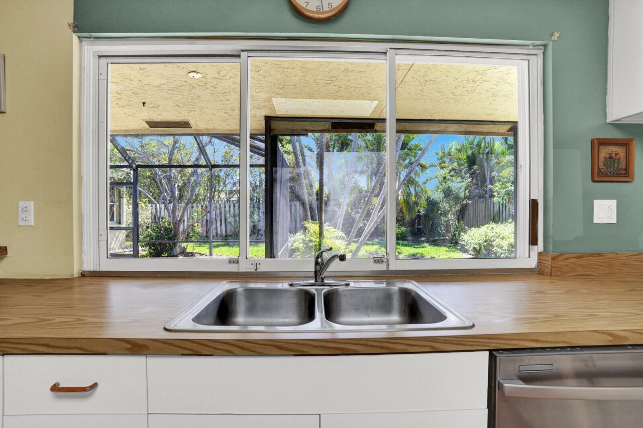 5696 Descartes Circle, Boynton Beach, FL 33472 Photo