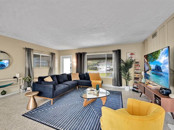 818 NE 18th Street, Fort Lauderdale, FL 33305