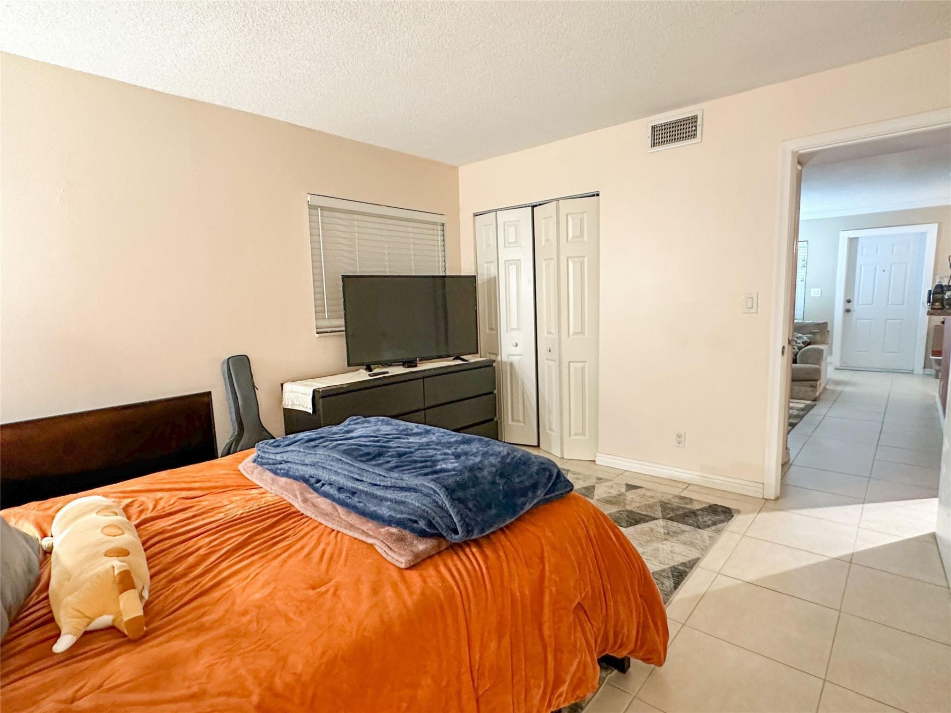 1125 NE 16th Place, Unit 105, Fort Lauderdale, FL 33305 Photo