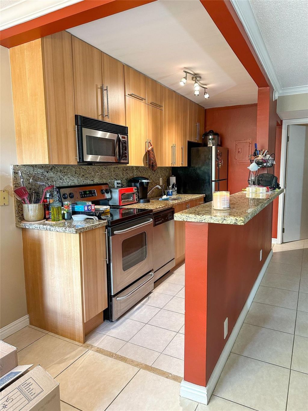 1125 NE 16th Place, Unit 105, Fort Lauderdale, FL 33305 Photo