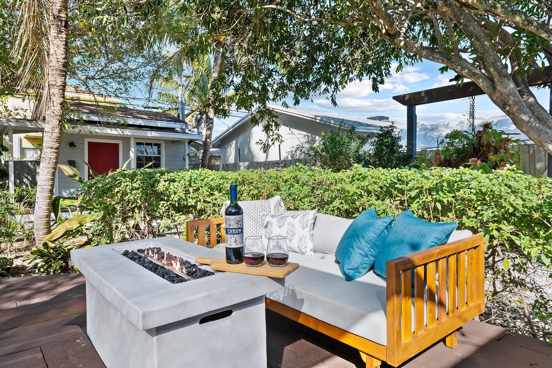 411 SW 10th Street, Fort Lauderdale, FL 33315 Photo