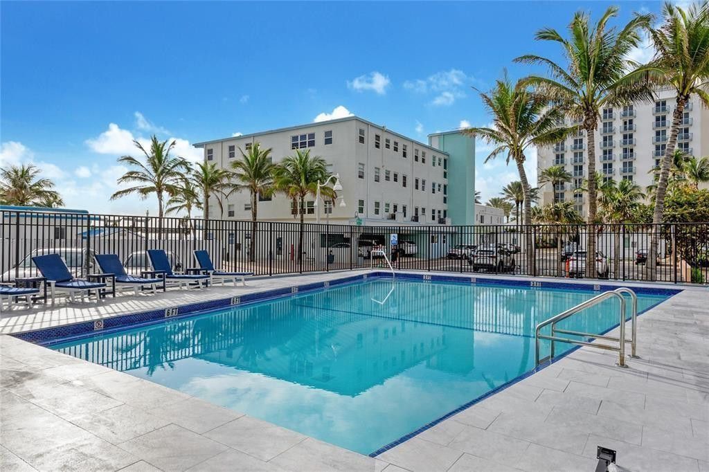 321 Wilson Street, Unit 5d, Hollywood, FL 33019 Photo