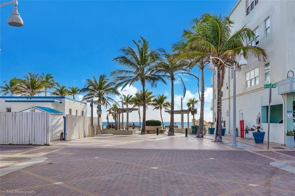 321 Wilson Street, Unit 5D, Hollywood, FL 33019 Photo