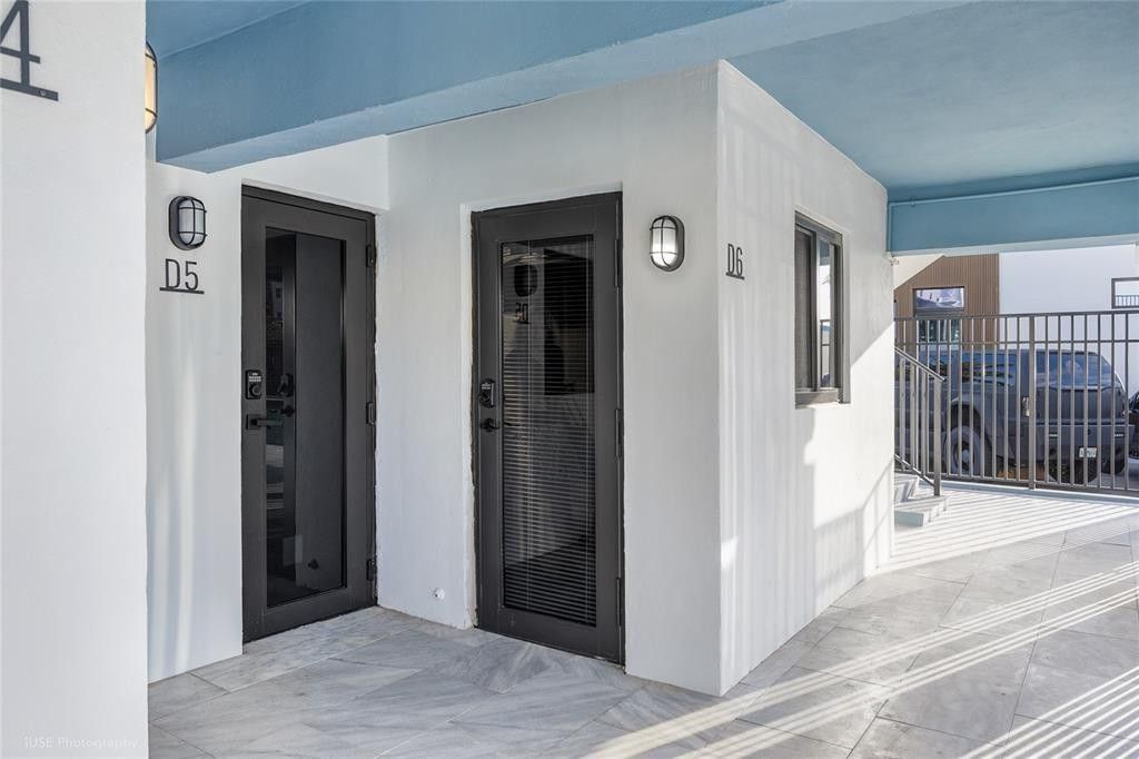 321 Wilson Street, Unit 5D, Hollywood, FL 33019 Photo