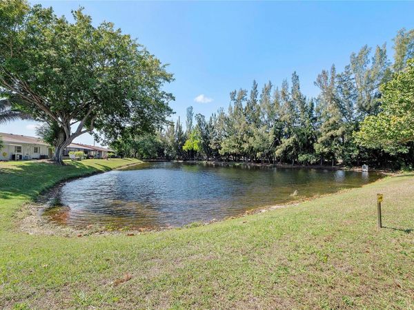 5949 Arbol Dr, Unit 5949, Delray Beach, FL 33484