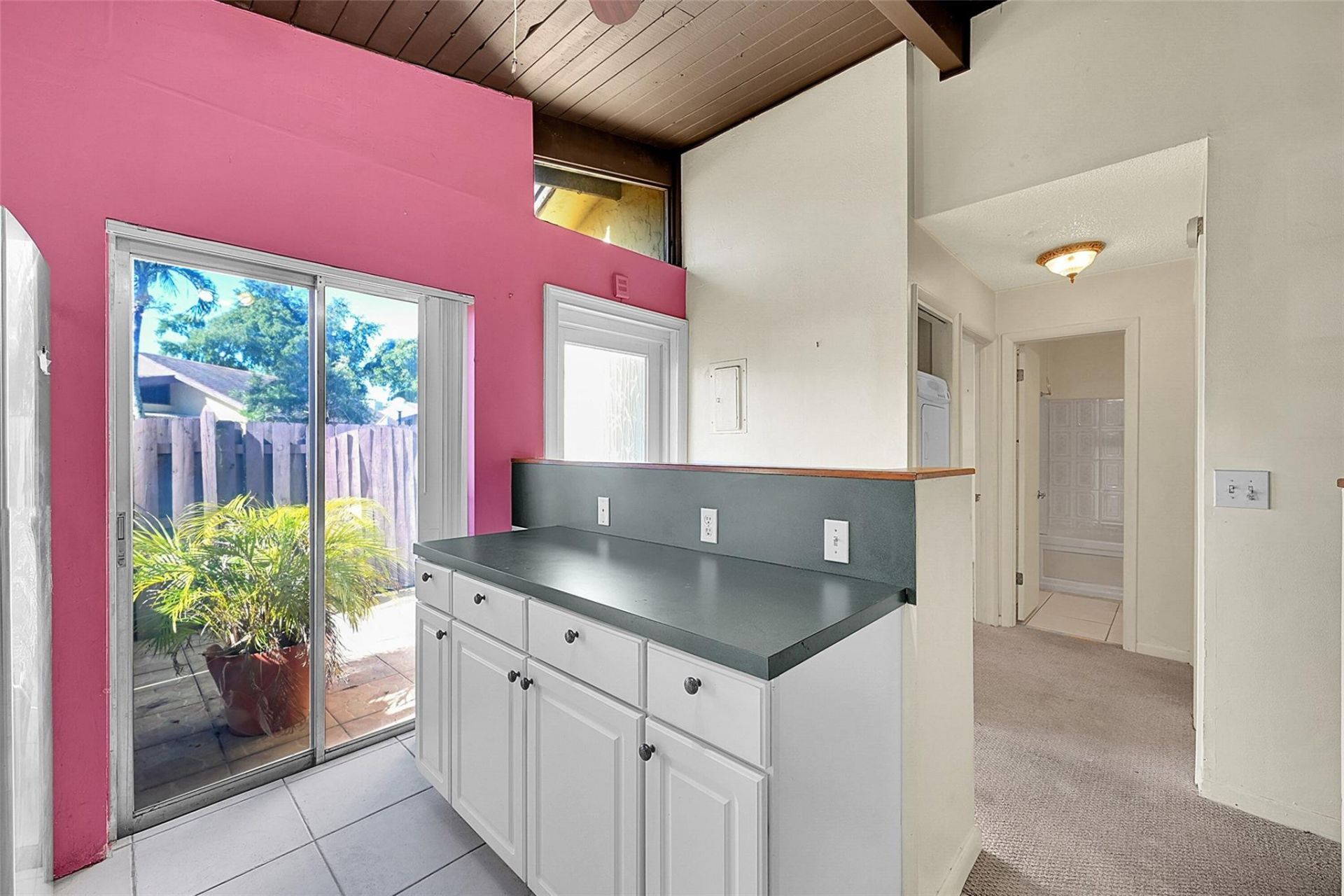 235 Briarwood Circle, Unit 2-12A, Hollywood, FL 33024 Photo