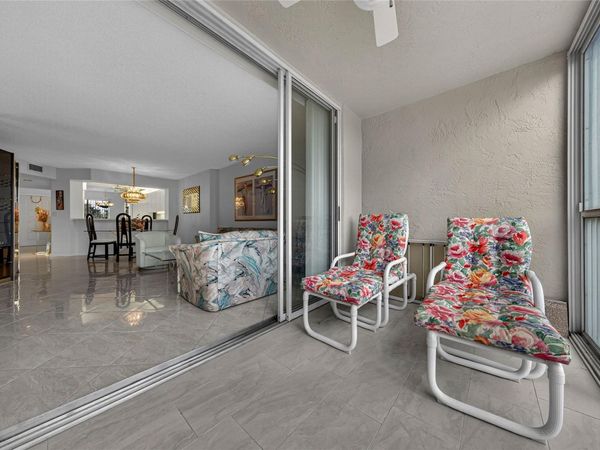 7872 Trent Drive, Unit 305, Fort Lauderdale, FL 33321