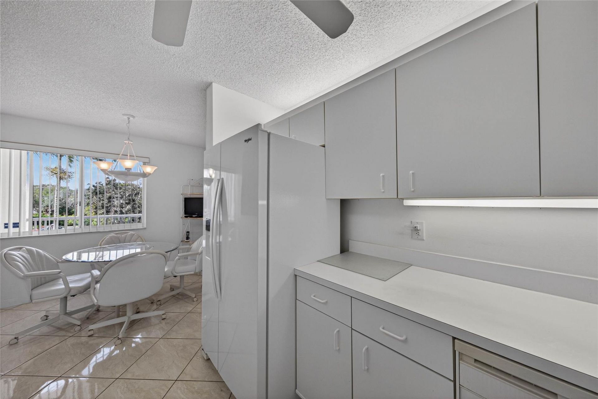 7872 Trent Drive, Unit 305, Fort Lauderdale, FL 33321 Photo