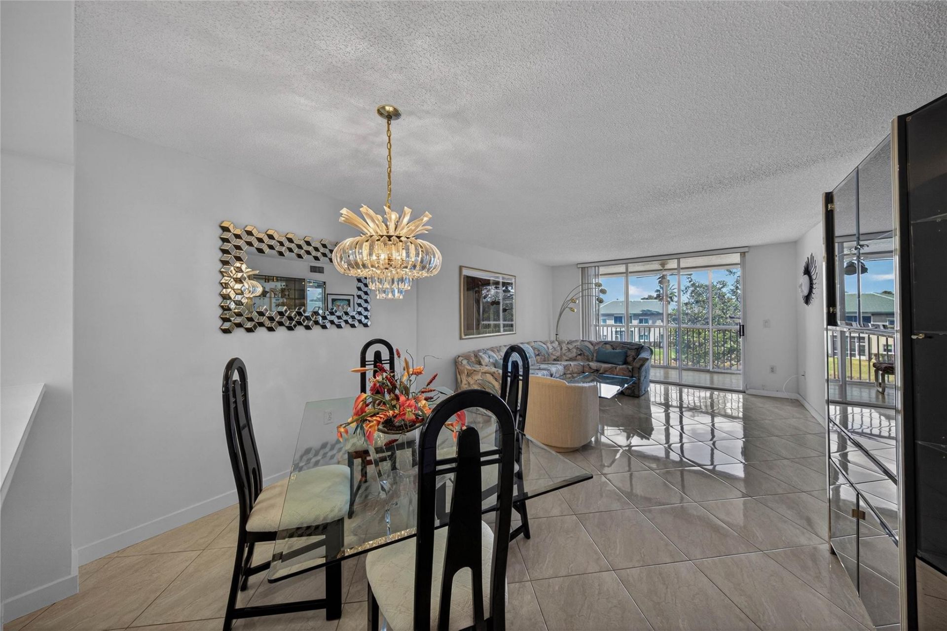 7872 Trent Drive, Unit 305, Fort Lauderdale, FL 33321 Photo