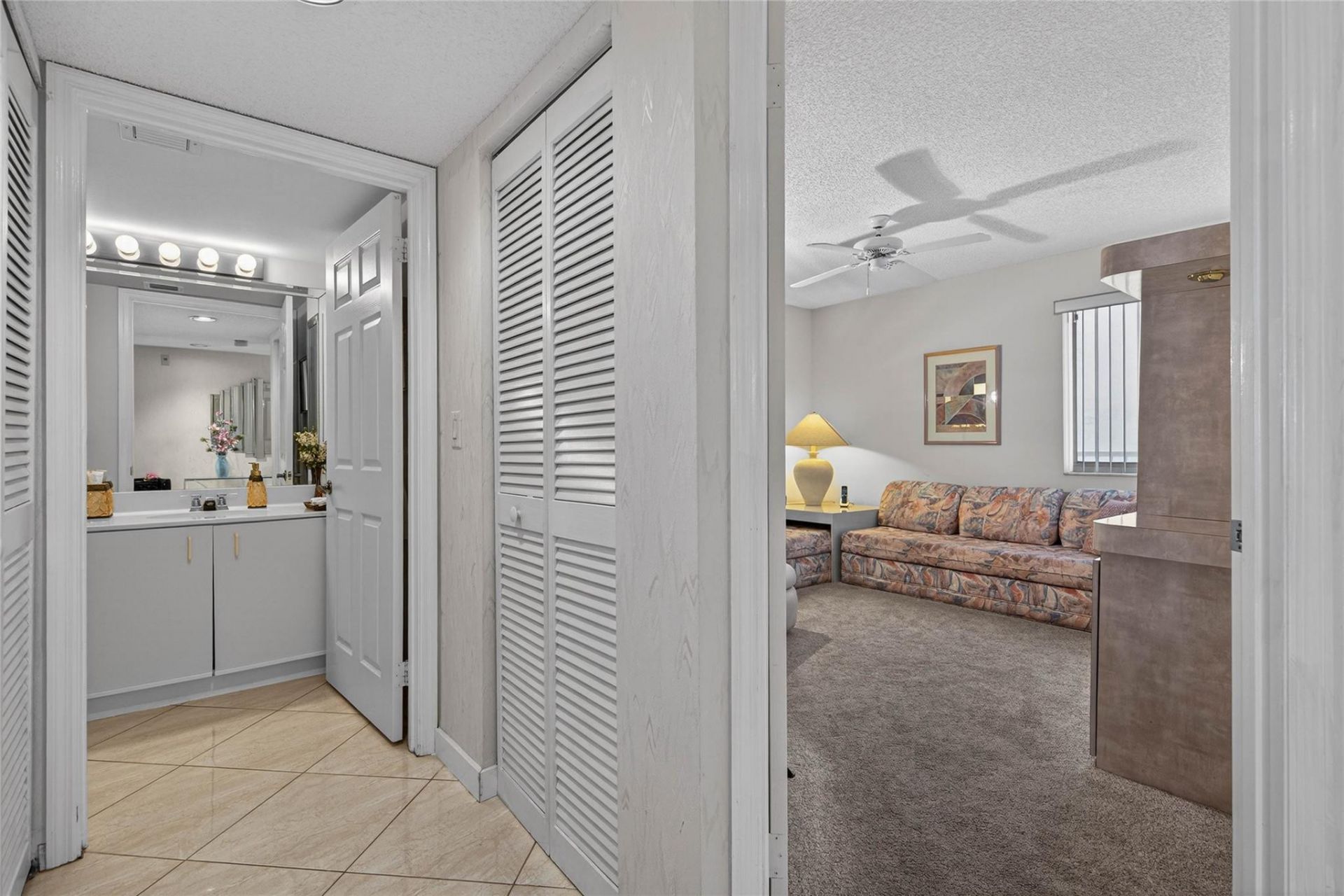 7872 Trent Drive, Unit 305, Fort Lauderdale, FL 33321 Photo