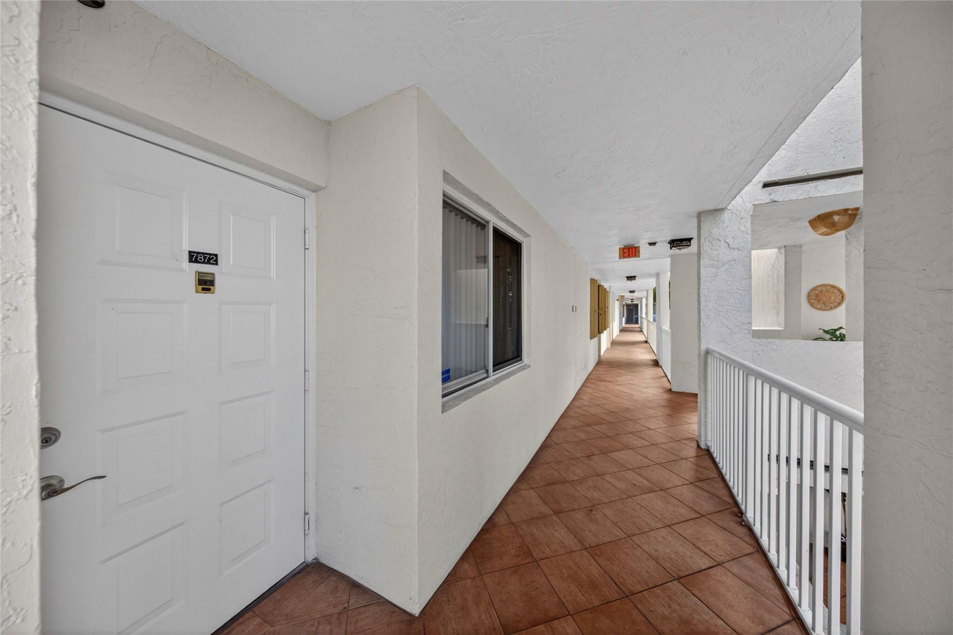 7872 Trent Drive, Unit 305, Fort Lauderdale, FL 33321 Photo