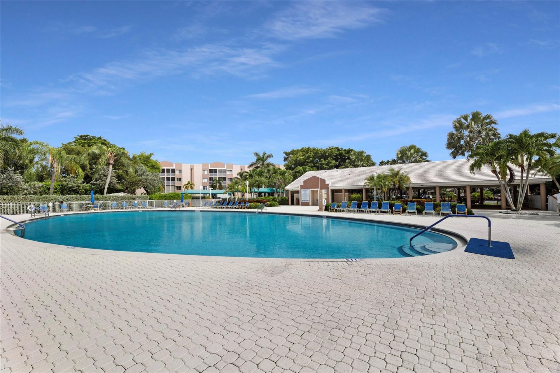 7872 Trent Drive, Unit 305, Fort Lauderdale, FL 33321 Photo