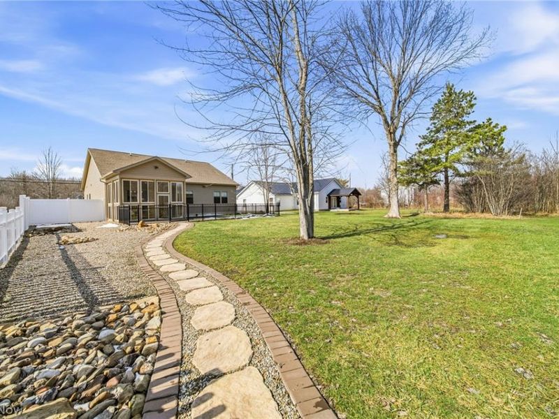 537 Rome Rock Creek Road, Roaming Shores, OH 44084 Photo 10