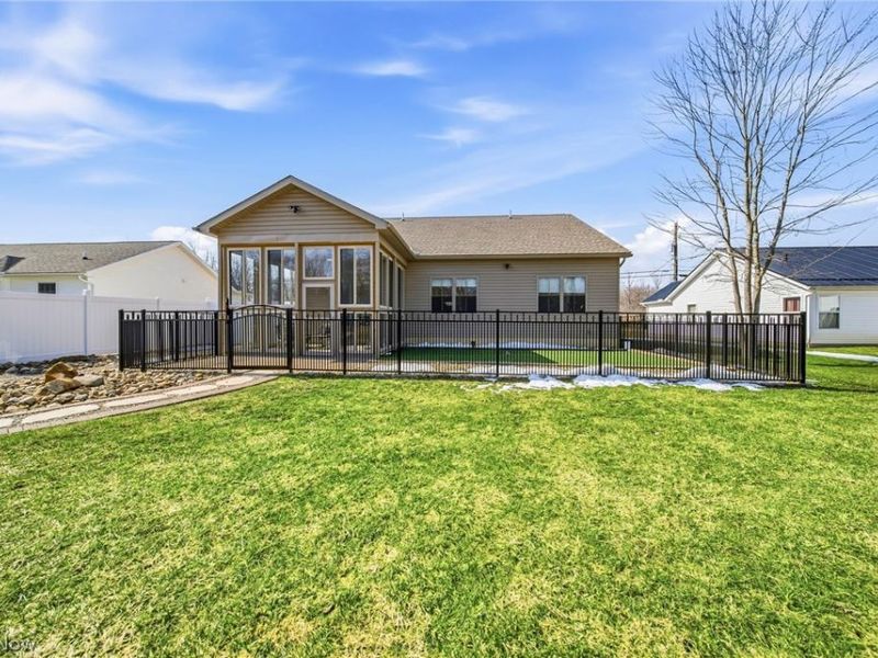 537 Rome Rock Creek Road, Roaming Shores, OH 44084 Photo 8