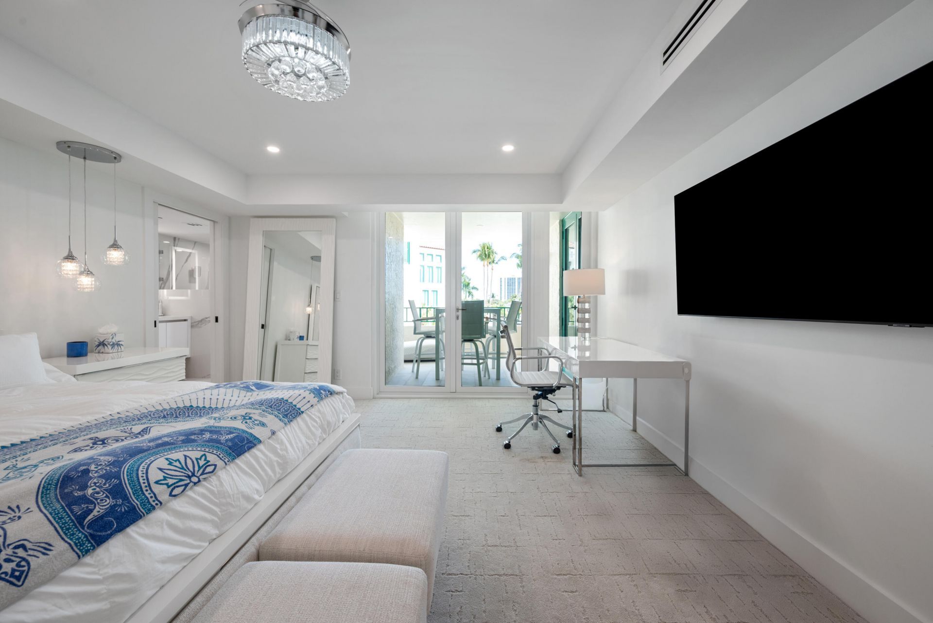 100 SE 5th Avenue, Unit 415, Boca Raton, FL 33432 Photo